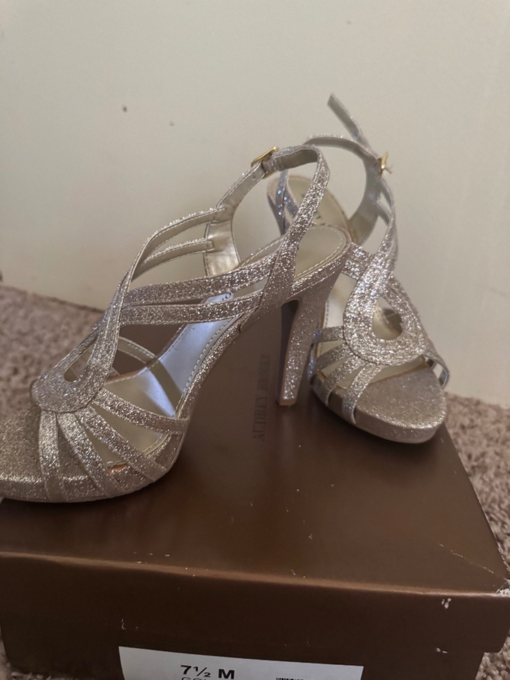 Audrey Brooke gold glitter heela